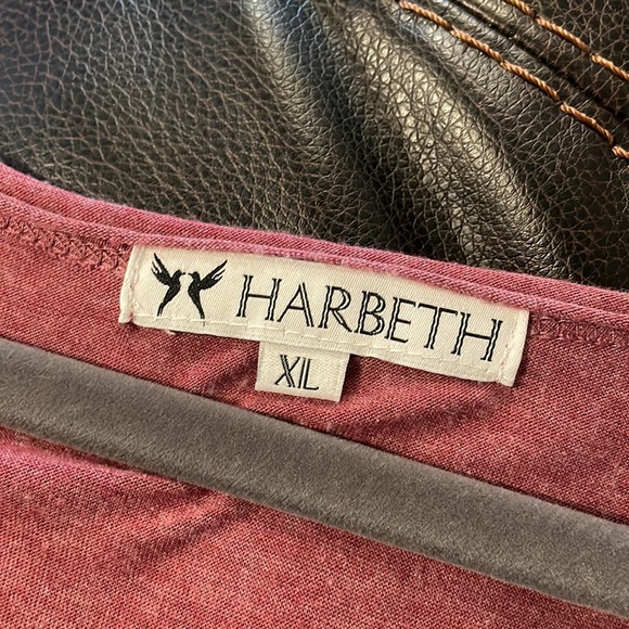 Women’s XL scoop neck ragged tee - Picture 3 of 3